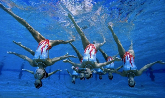 pg simulate_大莫与卢卡观战艾顿开拓者表现，赛场操作引发二人深度讨论