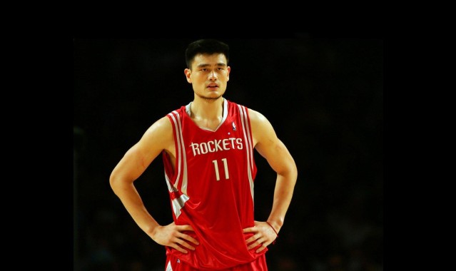 官方入口_黄蜂团队篮球绽放光彩，八人得分上双力克魔术