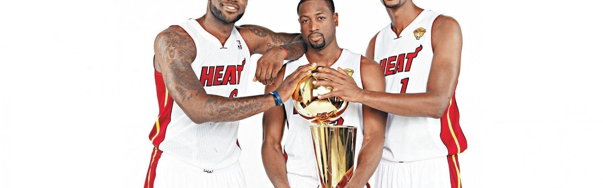 【电子试玩】火箭中锋申京赛季初全能表现耀眼，场均5篮板5助攻比肩掘金巨星约基奇