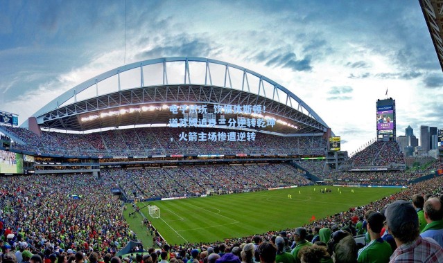 电子试玩_饮恨休斯顿！道苏姆追身三分逆转乾坤，火箭主场惨遭逆转