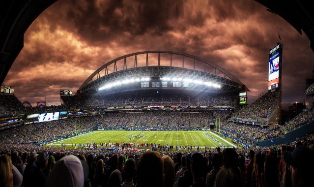 pg simulate|米兰财富裂痕下的足球之困，每12人1个百万富翁，普通人何以追逐圣西罗的梦想？