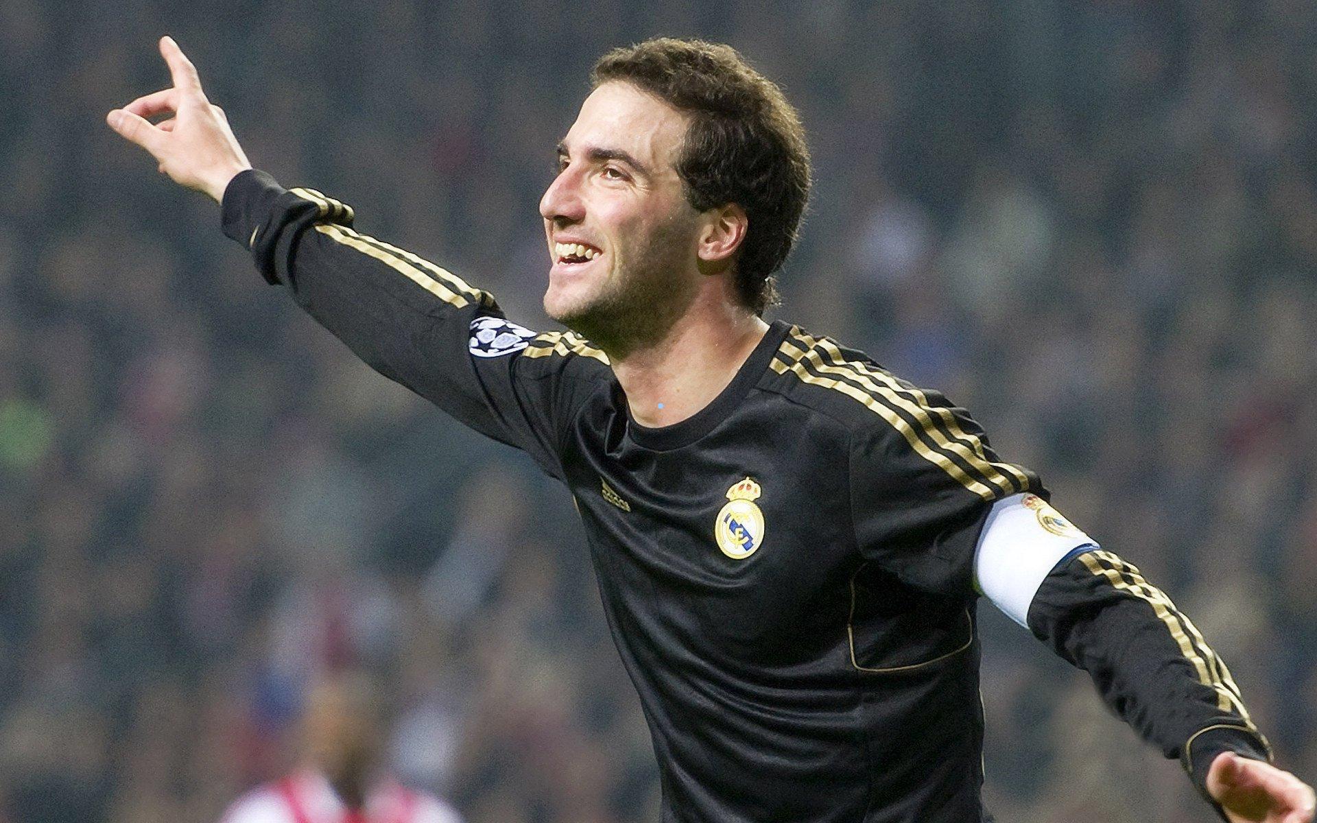 双雄问价弗拉泰西引爆夏窗悬念 加拉塔萨雷与诺丁汉森林暂未撼动国际米兰底线